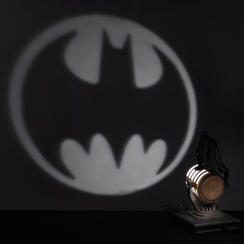 DC Batman Bat Signal Figurine Desk Lamp