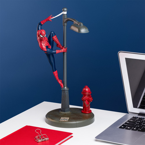 Marvel Spider-Man Figurine Desk Lamp