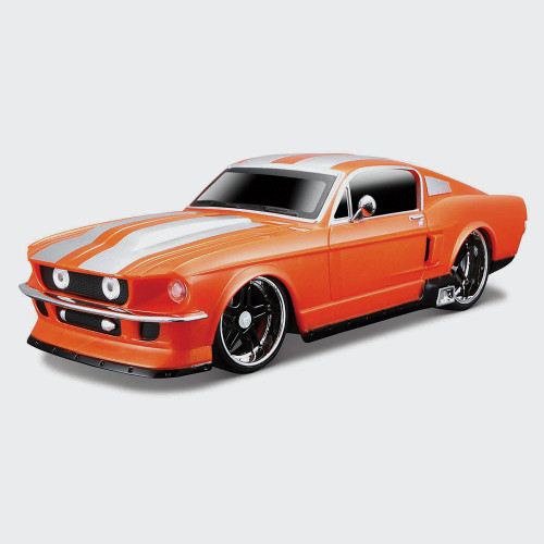 Remote Control 1967 Ford Mustang in 1:24 Scale