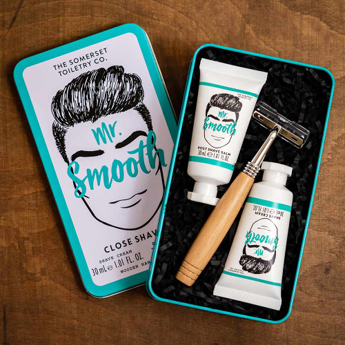 Mr. Smooth Close Shave Kit in Tin