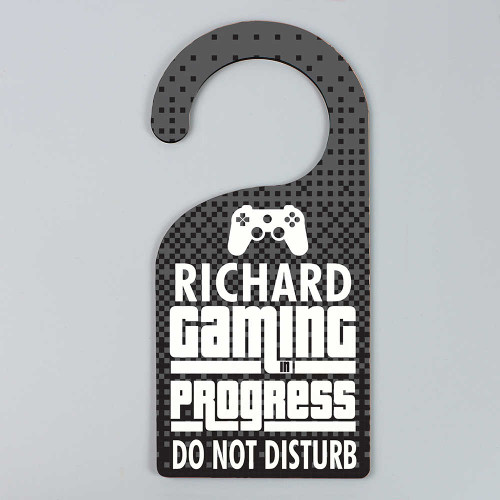 Gamer Door Hanger ‘Do Not Disturb’ – Only at Menkind!