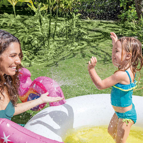 Mystic Unicorn Spray Pool Lifestyle Close Up