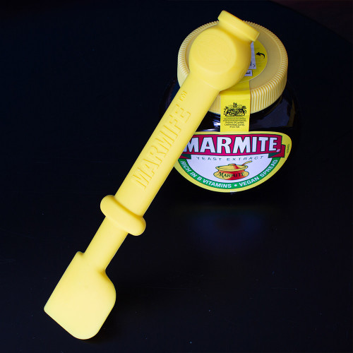 Marmife Marmite Spreader in Yellow