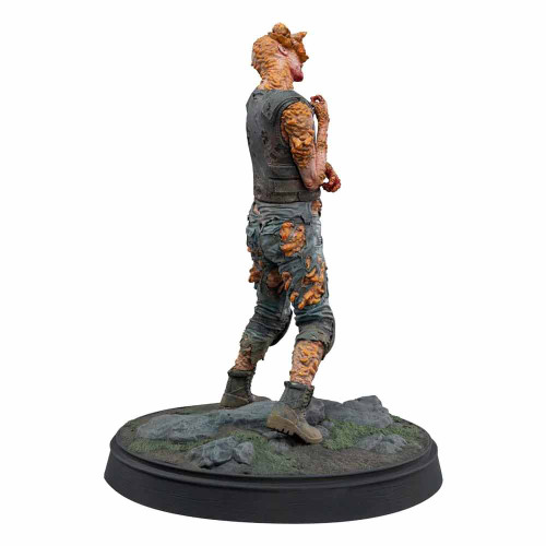 The Last of Us Part II Dark Horse 22 cm Armoured Clicker Vinyl Figure