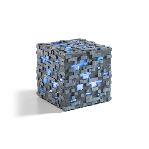 Minecraft: Illuminating Diamond Ore