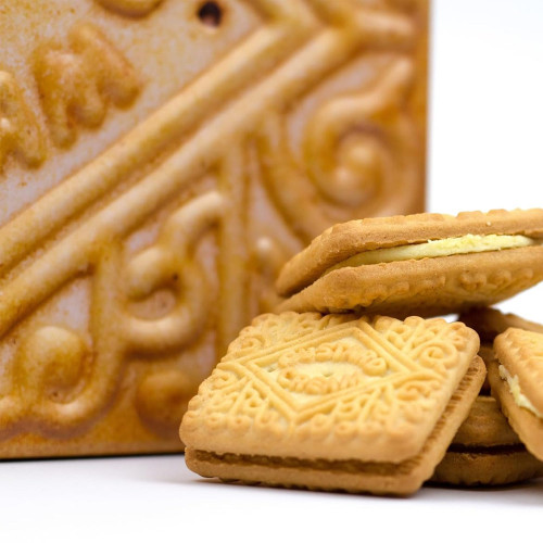 Custard Cream Biscuit Tin