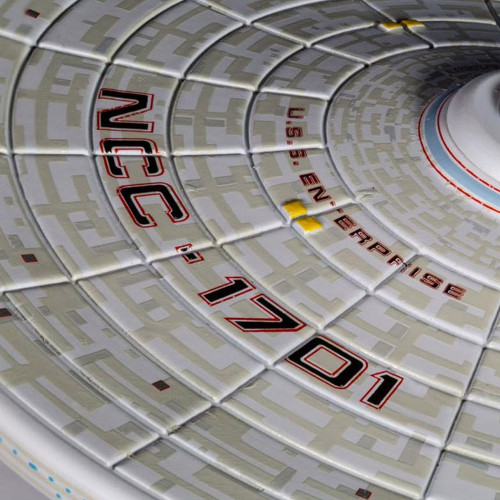 Corgi Star Trek USS Enterprise NCC-1701 Refit