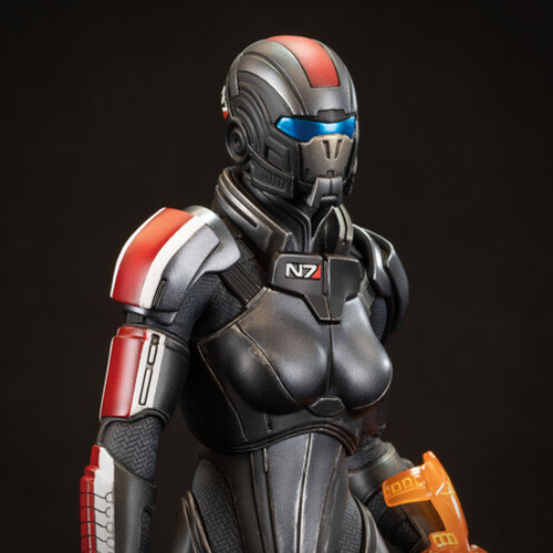 Mass Effect Dark Horse PVC Commander Jane Shepard Statue