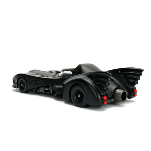 Batman 1989 Batmobile with Figure 1:24 Model