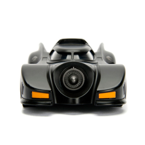 Batman 1989 Batmobile with Figure 1:24 Model