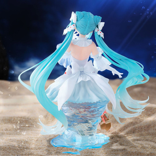 Vocaloid Hatsune Miku Evolve Clearluxe Figure