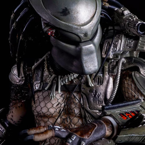 Predator Jungle Hunter 19" Figure