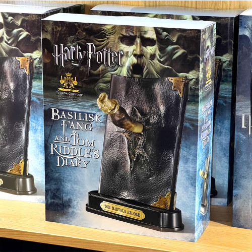 Harry Potter Basilisk Fang in Tom Riddle Diary Sculpture