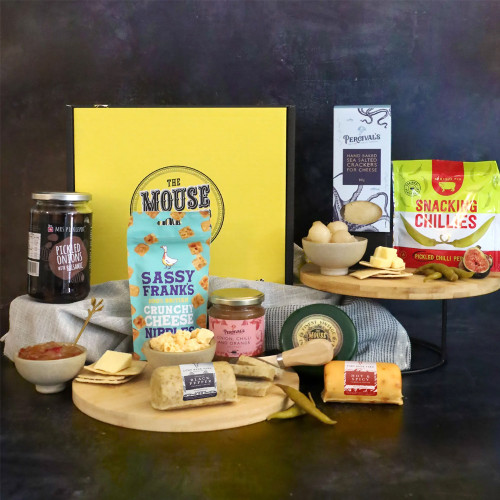 Hot & Tangy Cheese Hamper