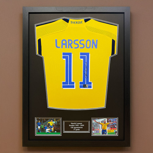 Henrik Larsson Signed Sweden Shirt - Framed