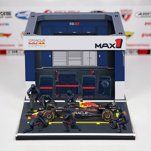 Bburago F1 Red Bull RB21 Verstappen 1:43 Scale Pit Pass Diorama