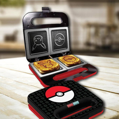 https://cdn11.bigcommerce.com/s-1cfhlpd74o/products/29539/images/57609/dkb-toys-kitchenware-pokemon-grilled-cheese-maker-29308405415980__77252.1666880634.386.513.jpg?c=1