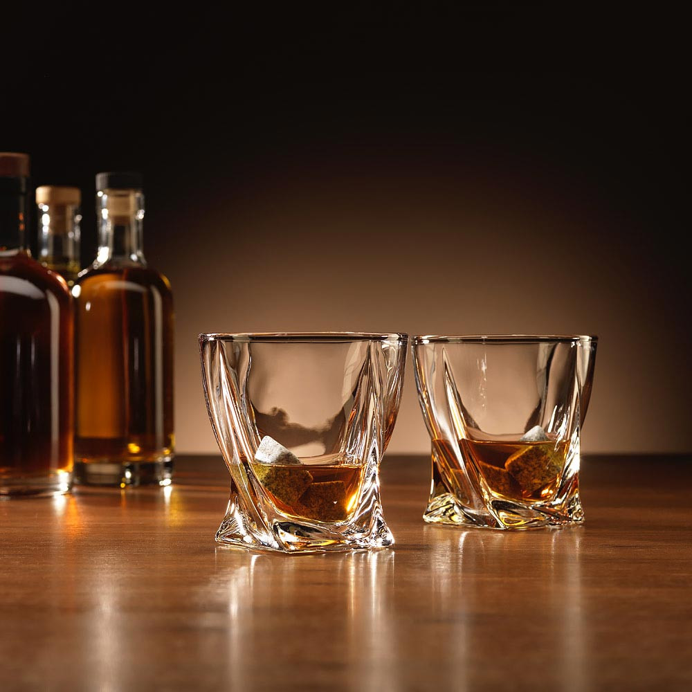 InGenious Connoisseur Creations Twisted Glass Tumblers with Reusable Ice Stones for Whisky and Cocktails