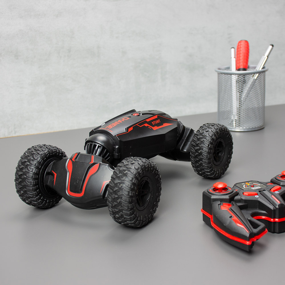 Red5 All Terrain Transforming Stunt Car