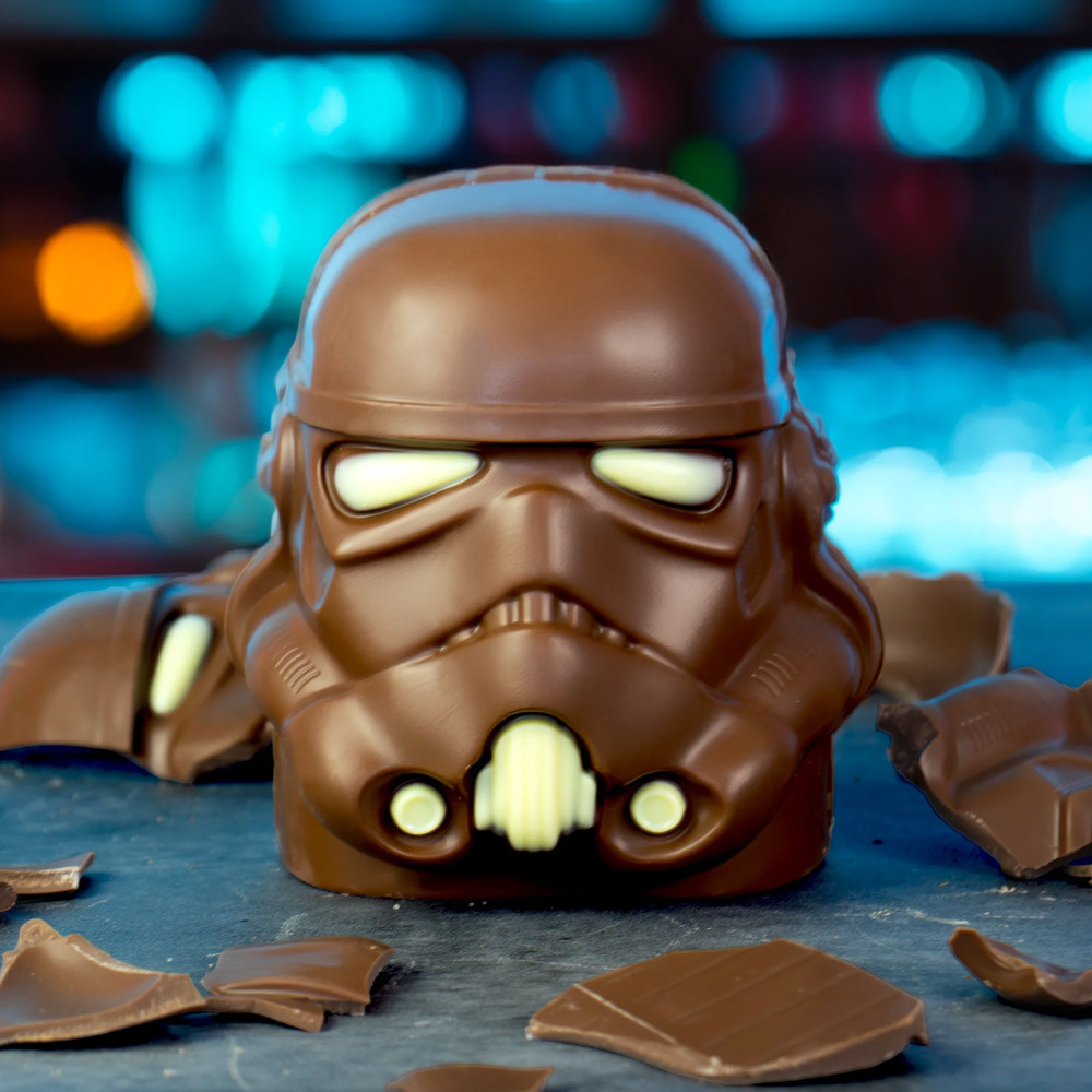 Treat Kitchen Npp White Stormtrooper Chocolate Helmet - Image 4