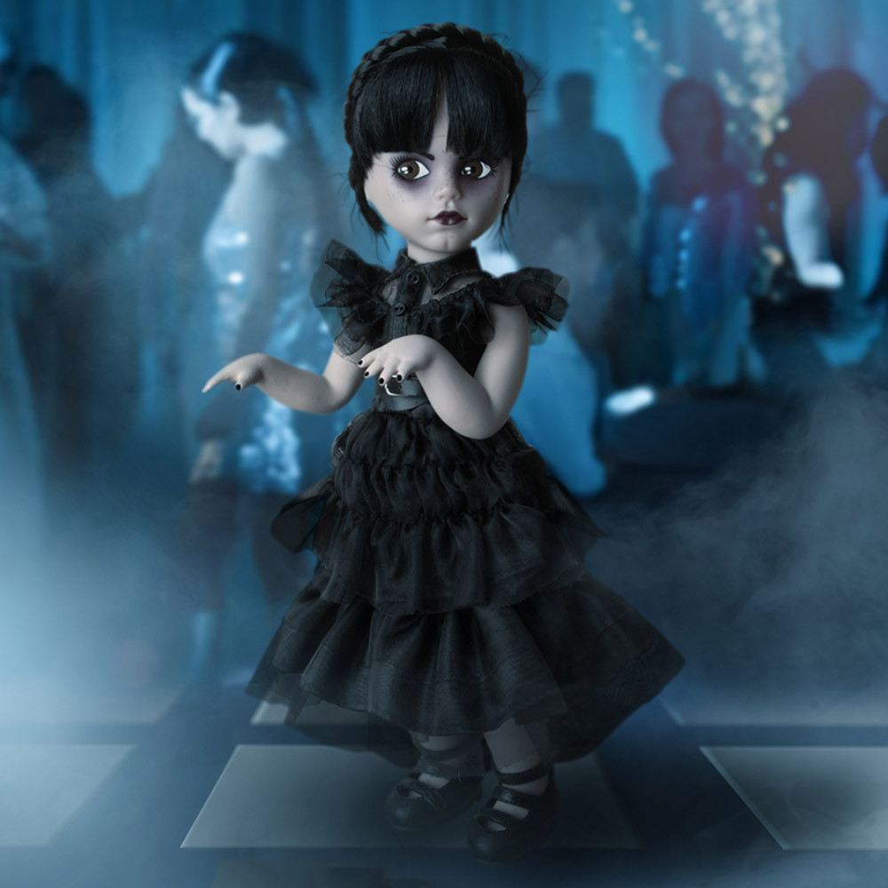 Addams Family Dancing Pose Wednesday 10″ Mezco Figure