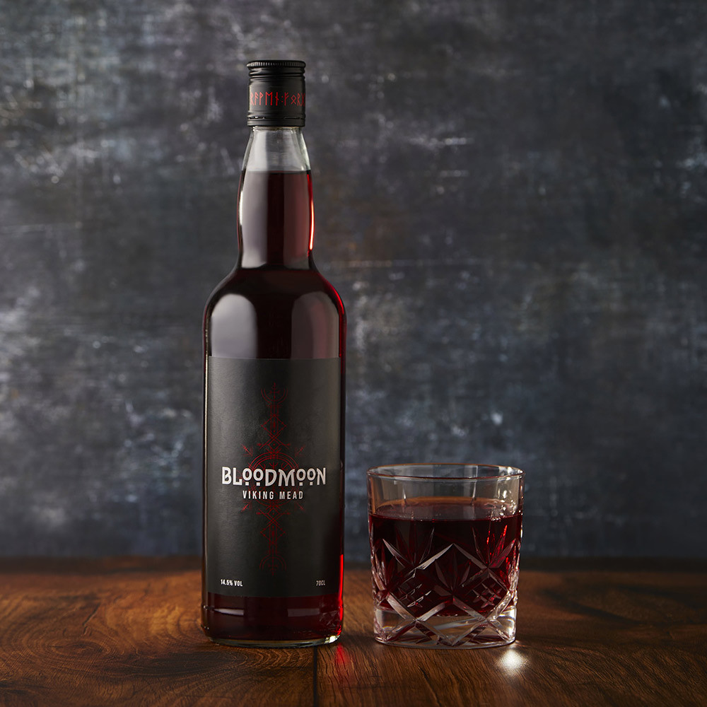 Raven Forge Men's Red Blood Moon Viking Mead 70Cl
