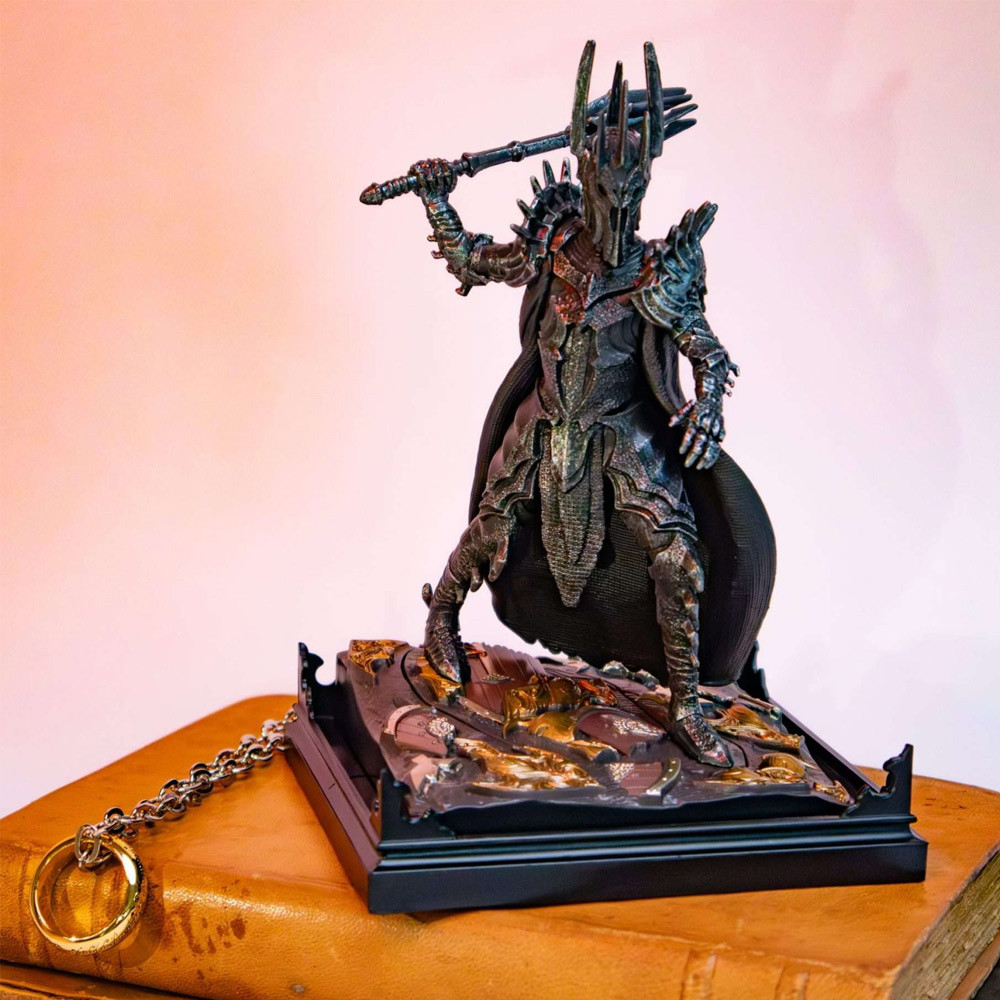 The Lord of Rings Sauron Collectible Diorama The Lord of Rings Sauron Collectible Diorama