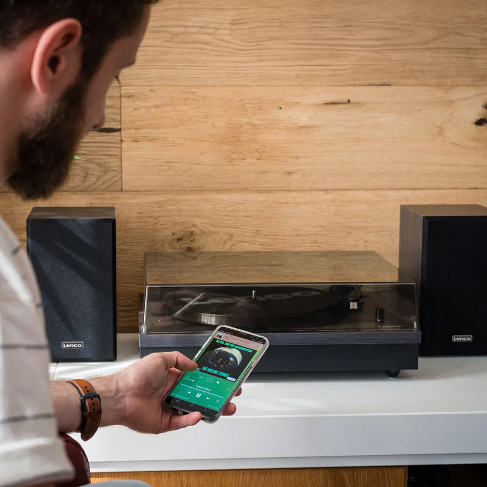 Lenco Black Ls-300 Turntable With Hi Fi Speakers