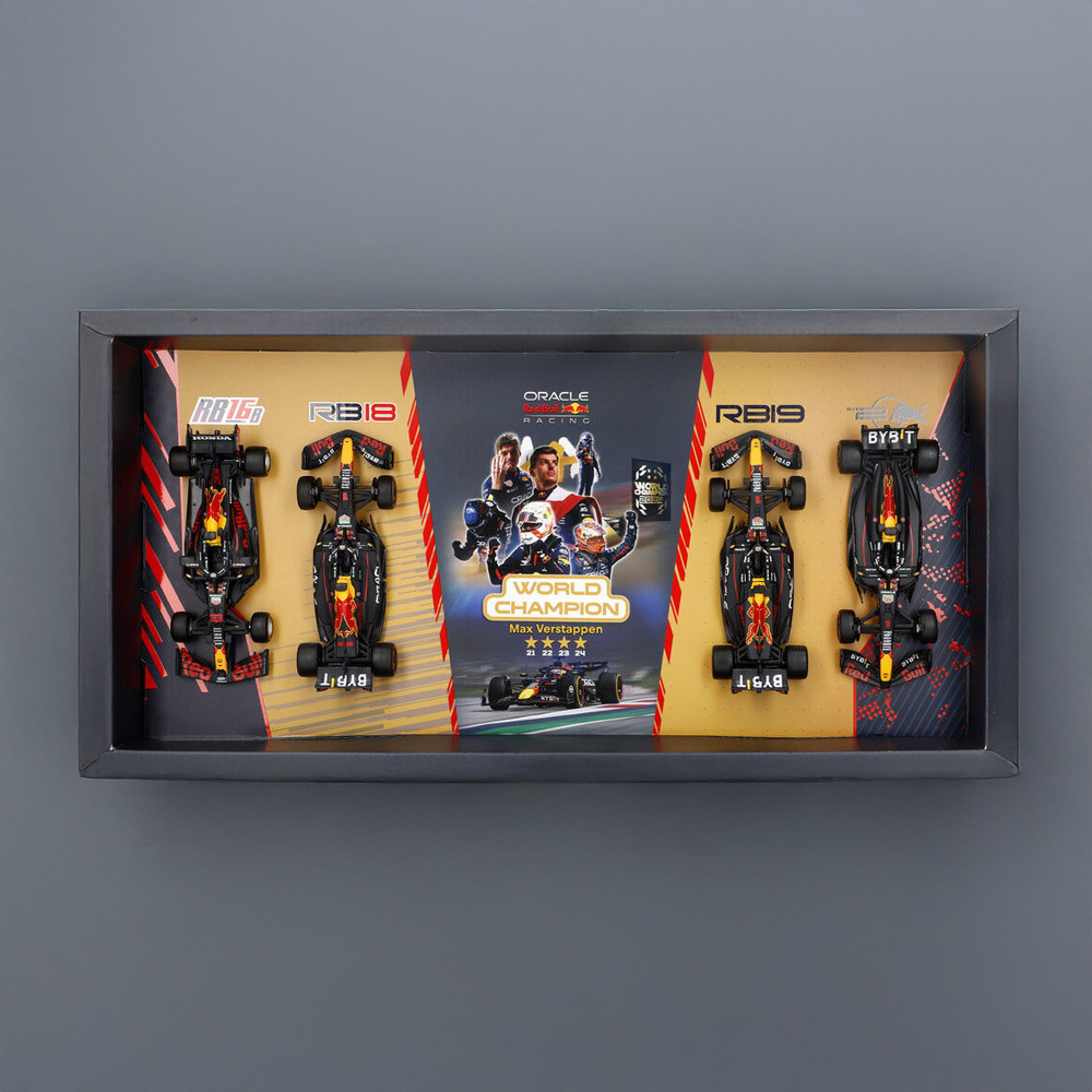 Formula One Group Red Bburago F1 Bull Racing Max Verstappen Champion Model Set