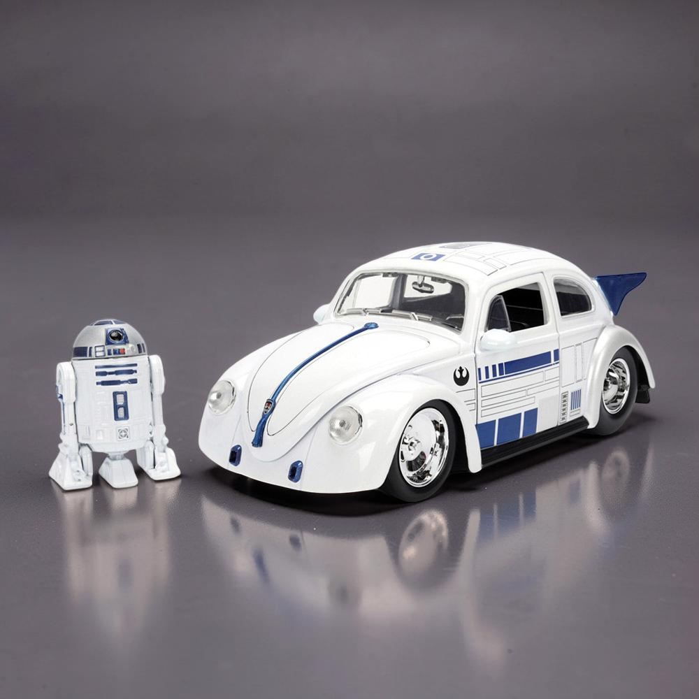 Star Wars R2D2 VW Drag Beetle 1:24 Scale Vehicle with Figure