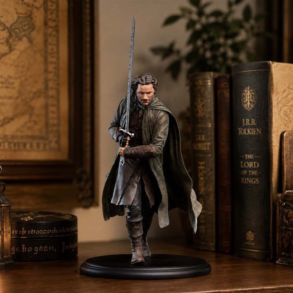 The Lord Of The Rings The Lord Of Rings Aragorn Statue