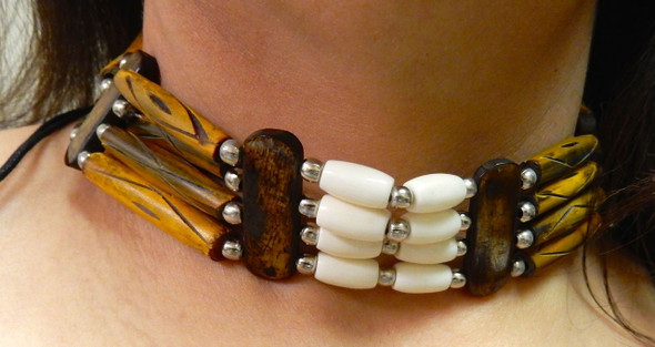 Bone Choker Brown & White