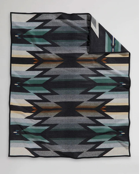 Queen Wyeth Trail Oxford Pendleton Blanket