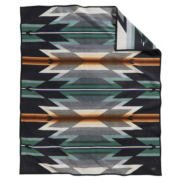 Robe Jacquard Wyeth Trail Oxford Pendleton Blanket