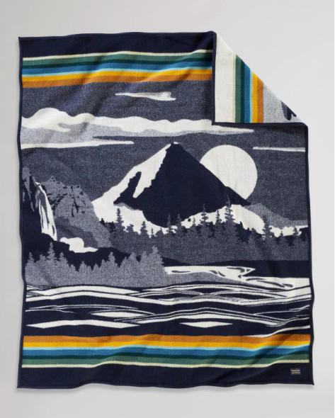 Robe Pacific Wonderland Pendleton Blanket Robe Pacific Wonderland Pendleton Blanket