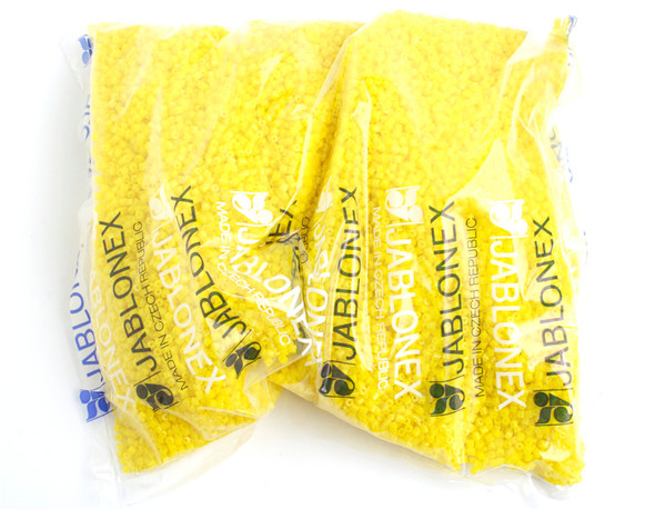 Beads 2 Cut 10/0 Bag 500g Opaque Lemon Yellow