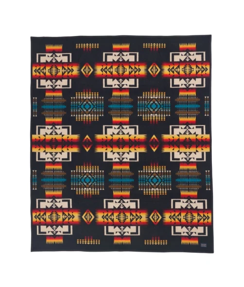 Robe Chief Joseph - Black Pendleton Blanket 64" X 80"