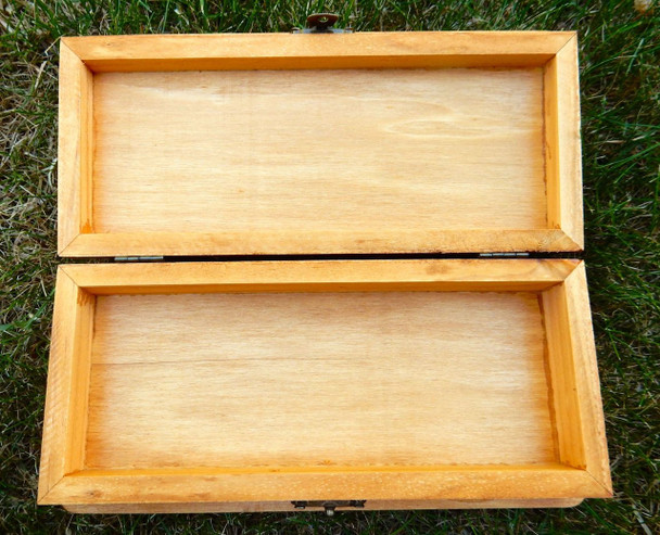 Wood Feather Box 7.5 X 3.5 X 1"