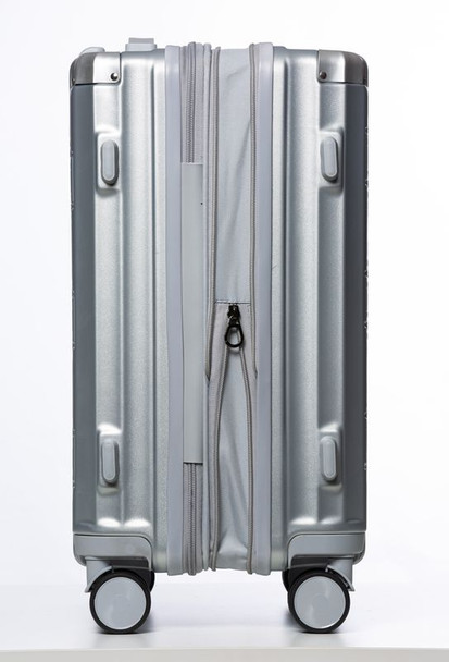 Luggage 21" Solstice Silver Hard Shell Carry On