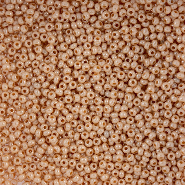 Czech Seed Bead 10/0 Ivory Luster 22g Vial