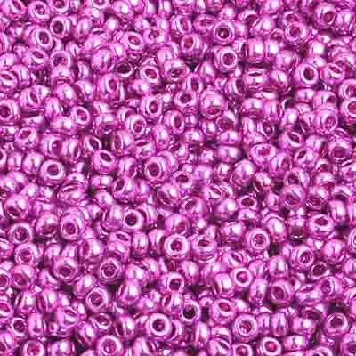 Czech Seed Beads 10/0 Strung Metallic Fuchsia