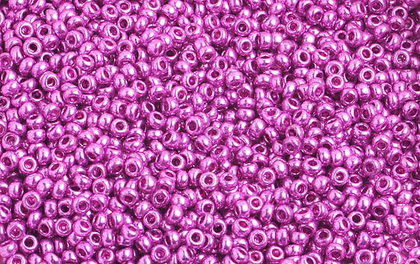 Czech Seed Beads 10/0 Strung Metallic Fuchsia