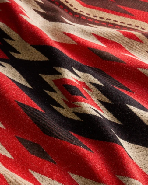 Robe Crown Point Pendleton Blanket