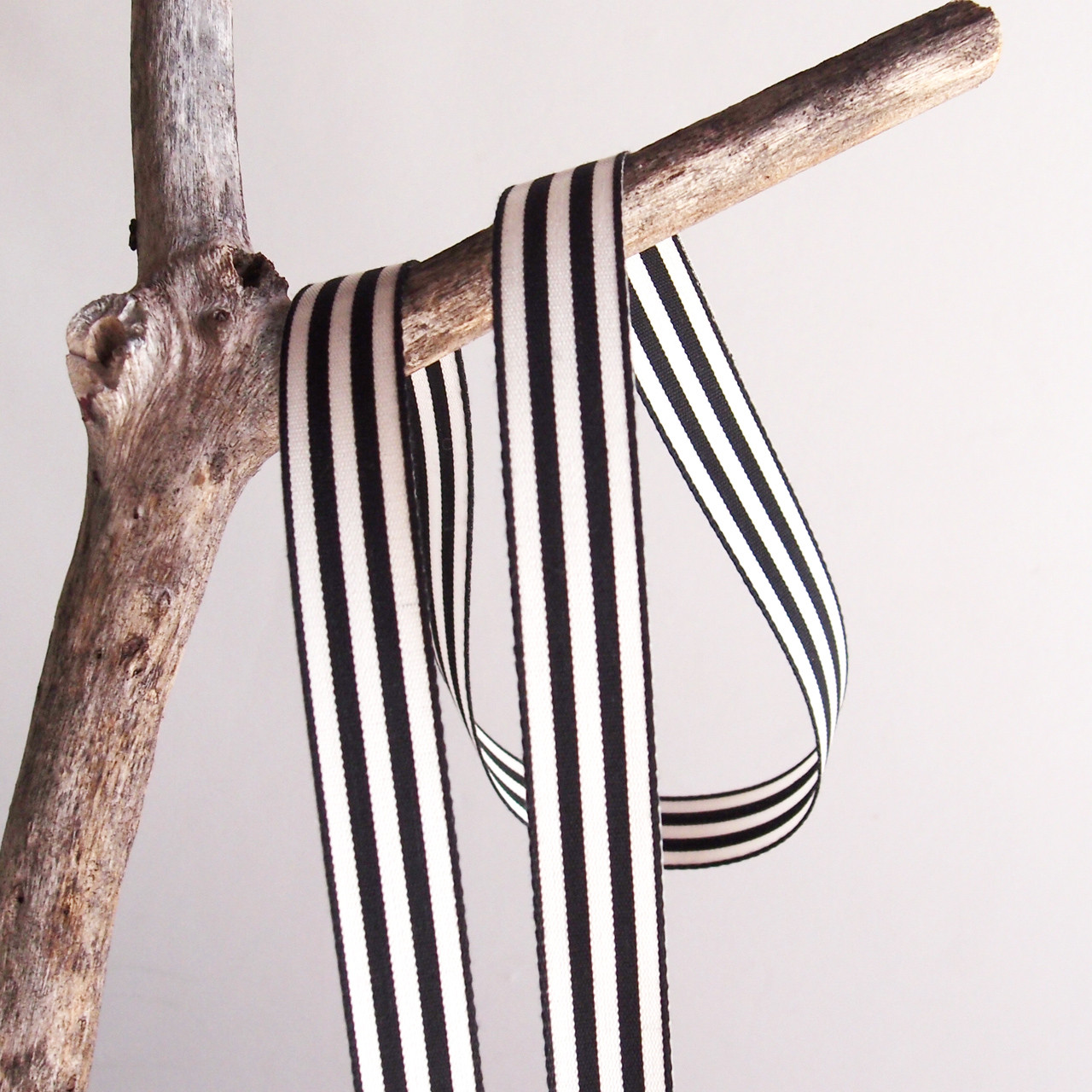Black & Ivory Striped Ribbon (5 sizes)