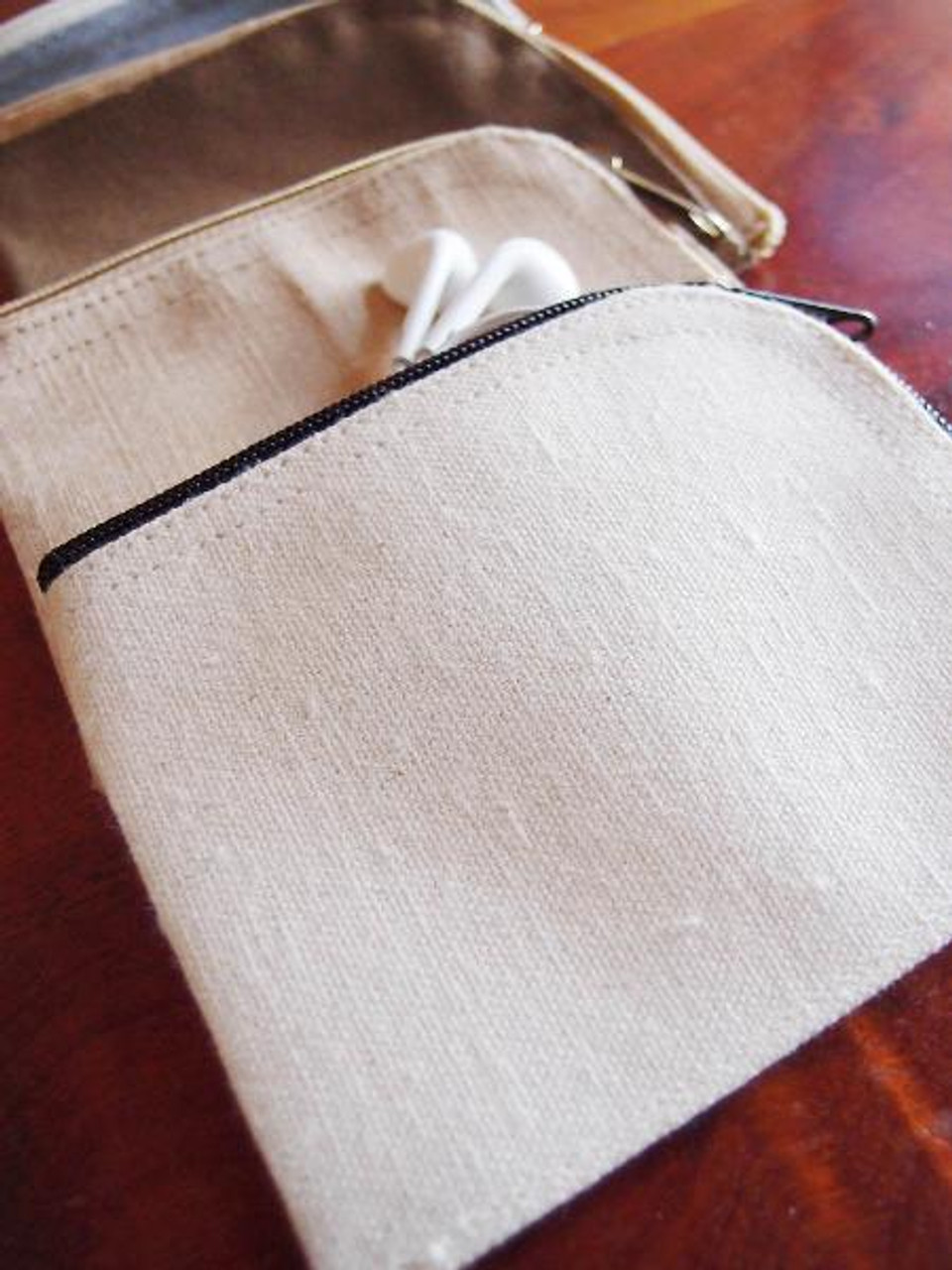 Cotton Canvas Curved Zippered Pouch 