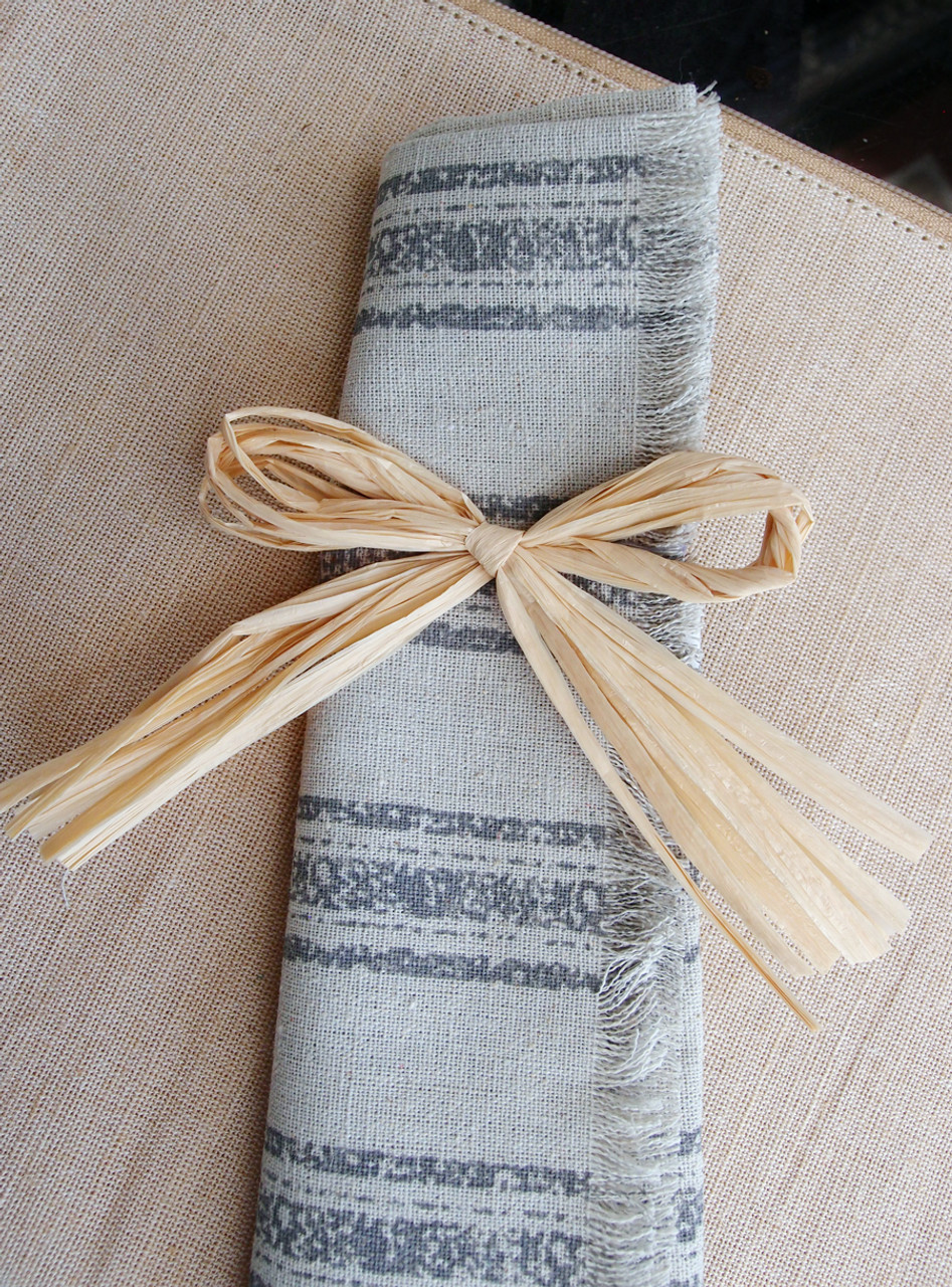 raffia tie