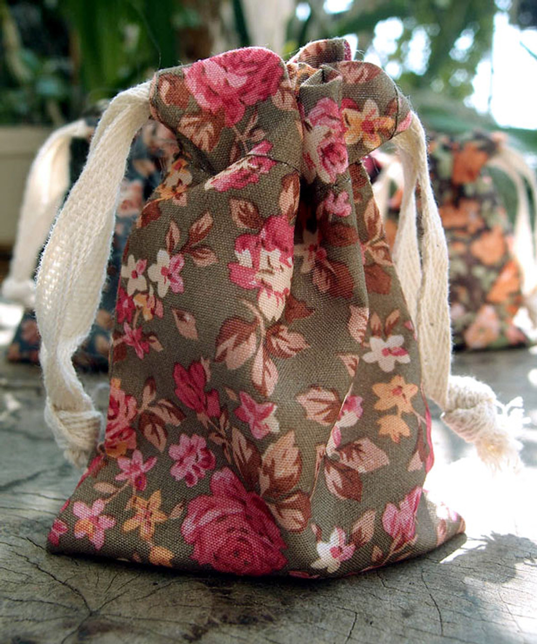 Vintage Floral Print on Olive Bag with Pink Roses