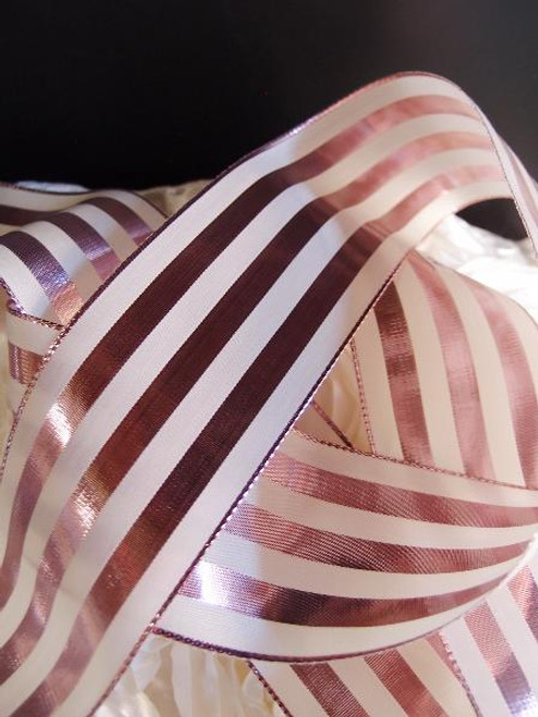 Metallic Red Hearts on Ivory Linen Ribbon, 1-1/2x10 Yards