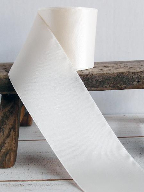 Ivory Double Face Satin Ribbon (11 sizes) Ivory Double Face Satin Ribbon (11 sizes)