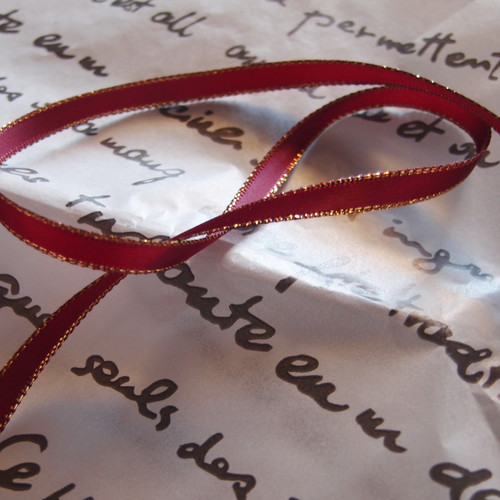 Burgundy Red Satin with Gold Edge Ribbon ¼ inch Burgundy Red Satin with Gold Edge Ribbon ¼ inch